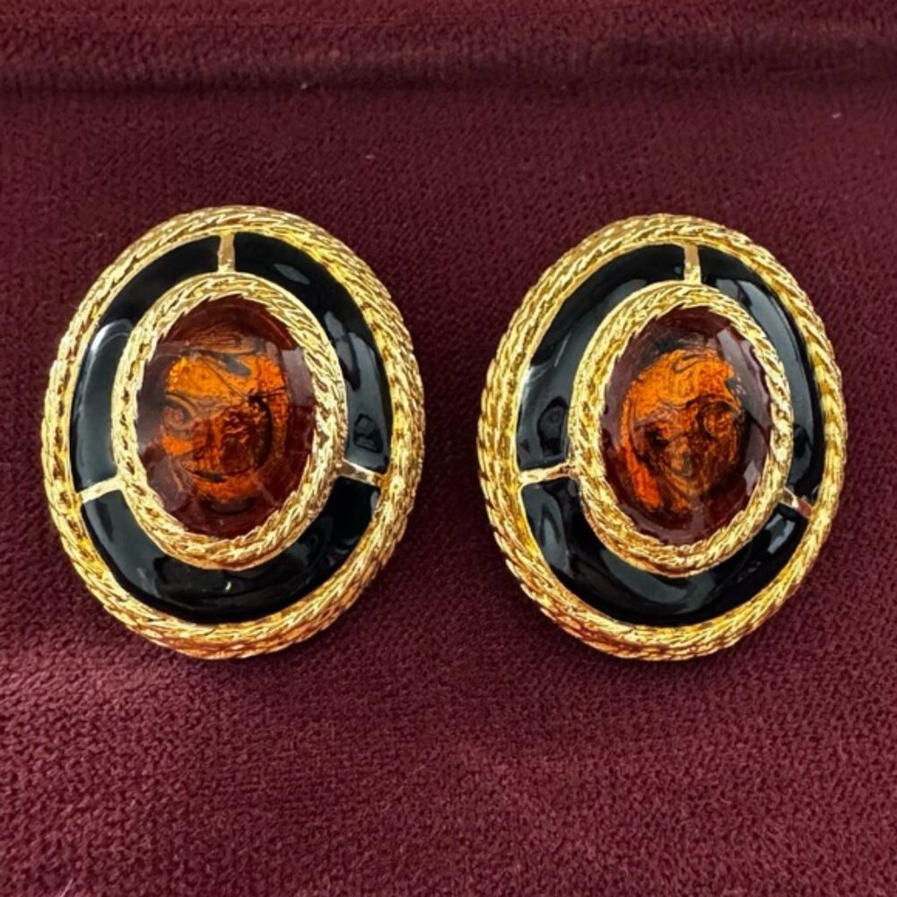 ✨Elegant Gold and Black Enamel Clip-On Earrings